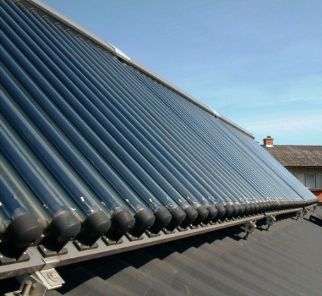 Sonnenkollektor mit Vakuumtechnologie